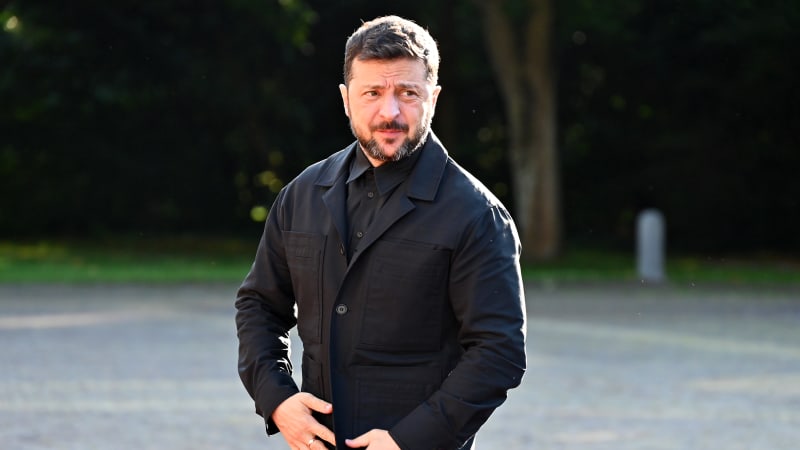 A ať si Zelenskyj vezme oblek, měl žádat Bílý dům Ukrajince. Udělá tentokrát na Trumpa dojem?